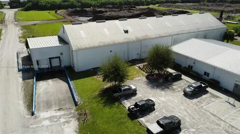925 SW 74th Avenue SW Vero Beach FL 32968