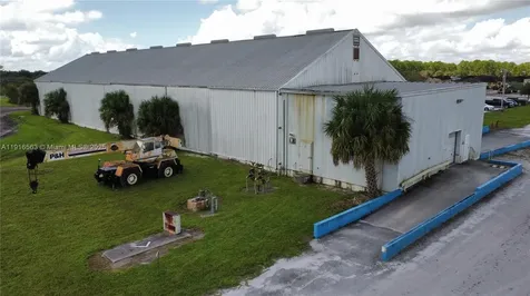 925 SW 74th Avenue SW Vero Beach FL 32968