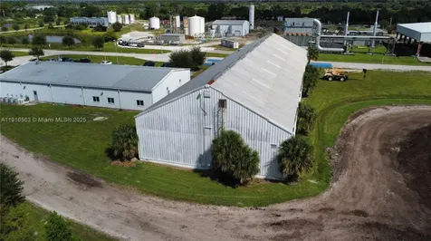 925 SW 74th Avenue SW Vero Beach FL 32968