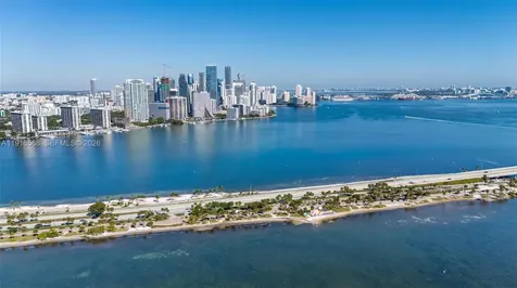 1541 Brickell Avenue Miami FL 33129