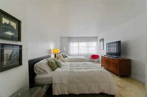100 Lincoln Road Miami Beach FL 33139