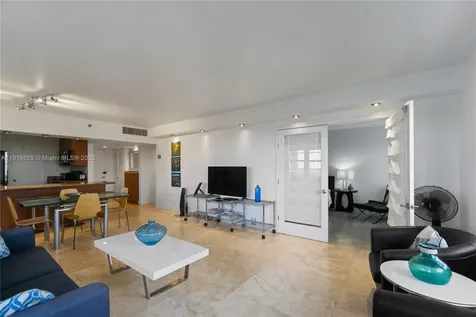 100 Lincoln Road Miami Beach FL 33139