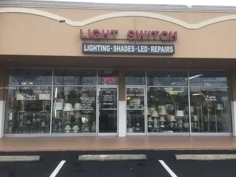 2178 NE 123rd Street North Miami FL 33181