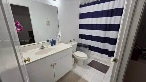 5670 NW 116th Avenue Doral FL 33178