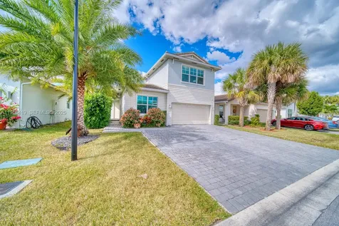 4147 Rosa Drive Deerfield Beach FL 33064