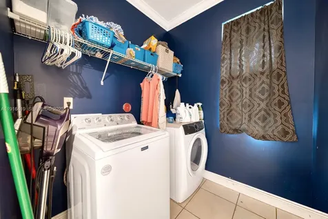 4147 Rosa Drive Deerfield Beach FL 33064