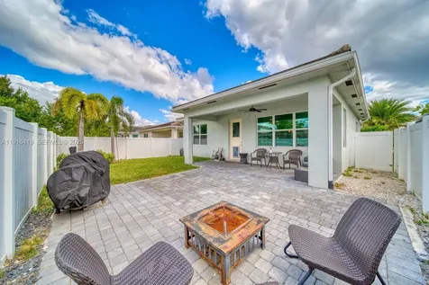 4147 Rosa Drive Deerfield Beach FL 33064