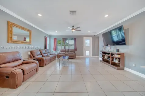 4147 Rosa Drive Deerfield Beach FL 33064