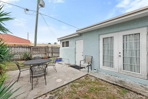 112 Milton Street Lantana FL 33462
