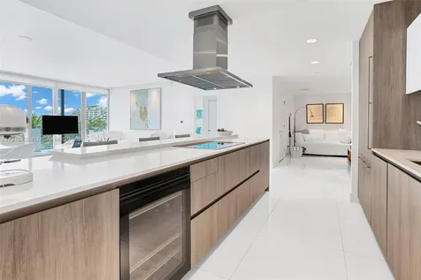 350 Ocean Drive Key Biscayne FL 33149