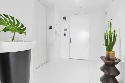 350 Ocean Drive Key Biscayne FL 33149