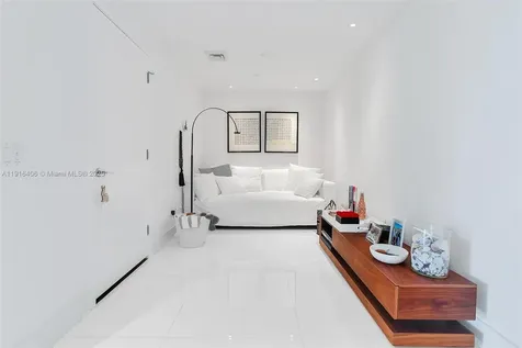 350 Ocean Drive Key Biscayne FL 33149