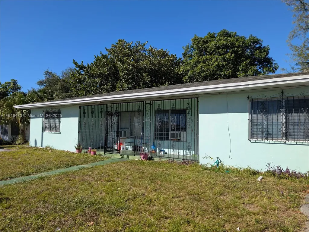 335 - 337 NE 168th Street North Miami Beach FL 33162