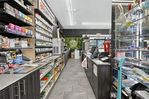 Convenience S/smoke Shop Store & Smoke Shop For Sale Miami FL 33126