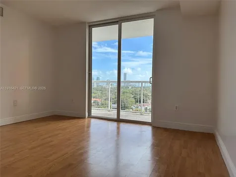 900 SW 8th Street Miami FL 33130