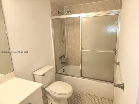 19370 Collins Avenue Sunny Isles Beach FL 33160