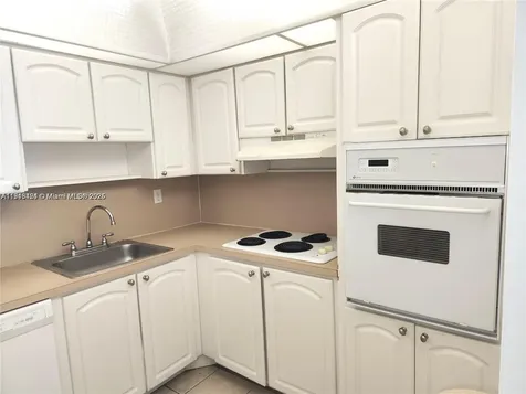 19370 Collins Avenue Sunny Isles Beach FL 33160