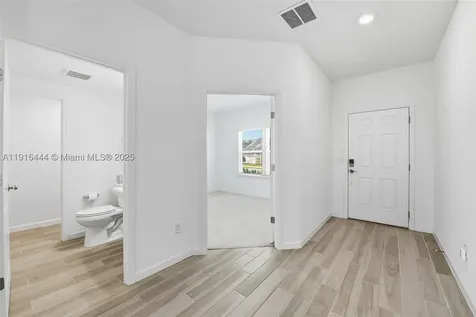 9852 Lemon Balm Way Jacksonville FL 32219