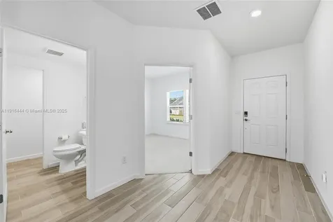 9852 Lemon Balm Way Jacksonville FL 32219