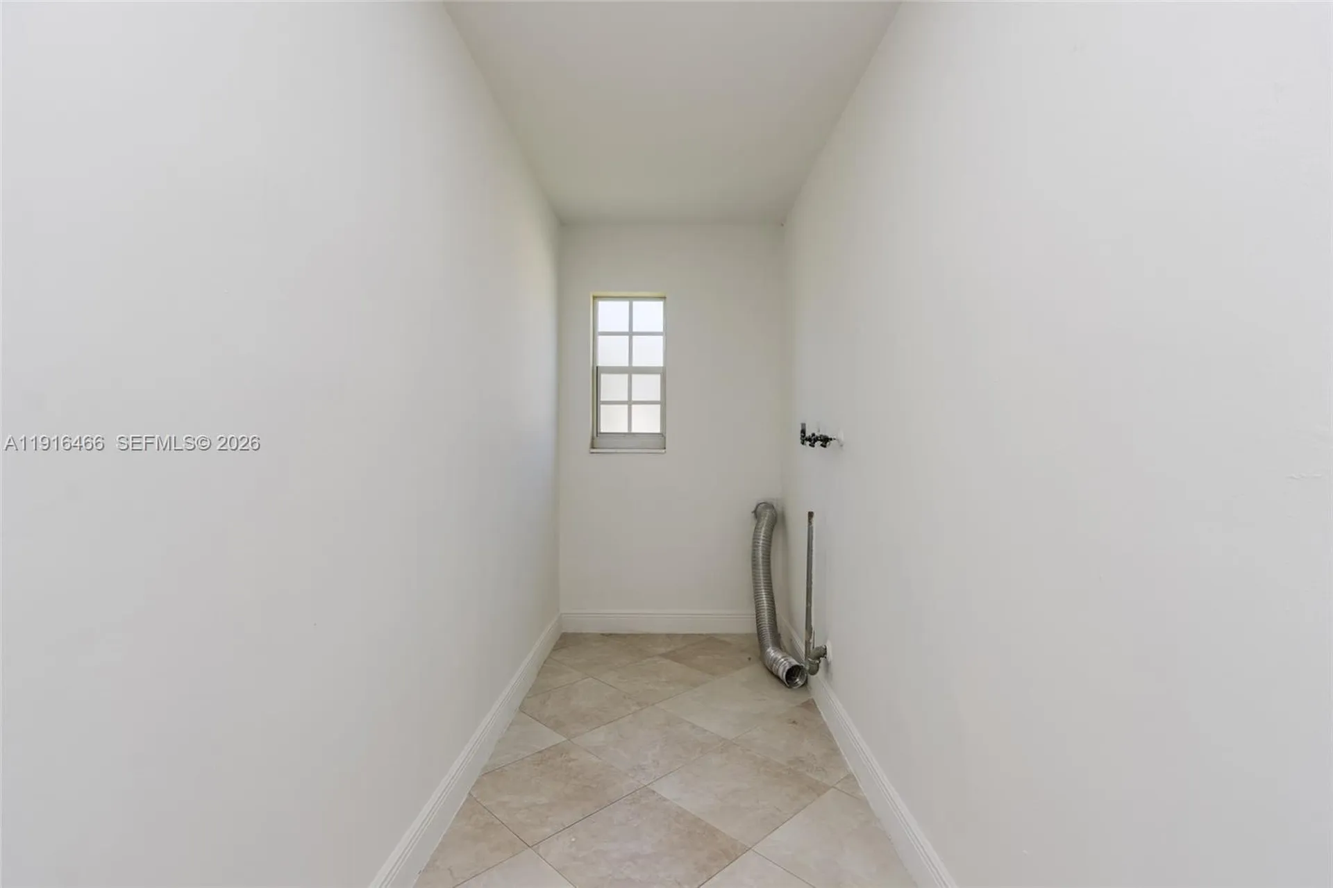 5425 Madison Street Hollywood FL 33021