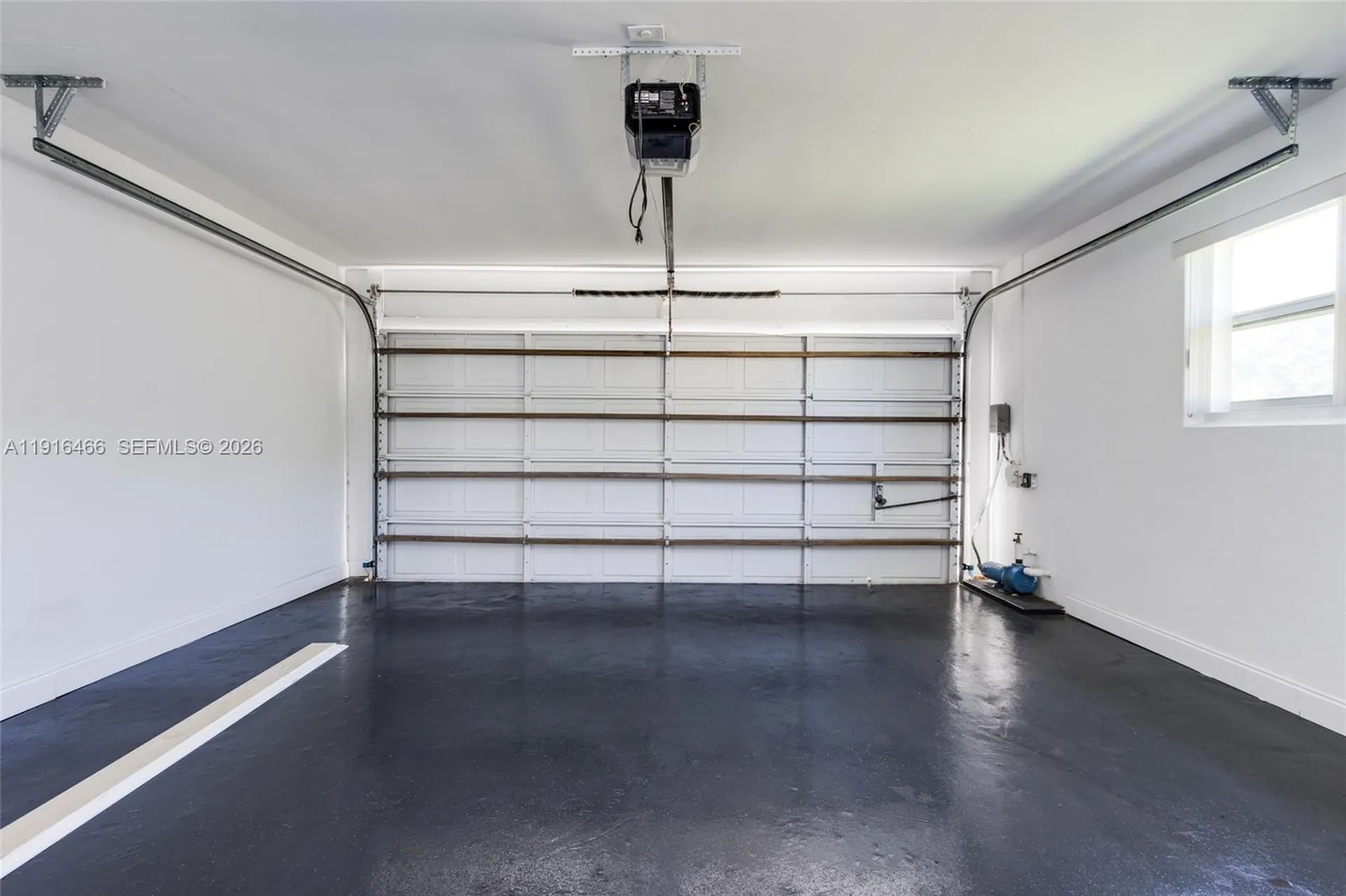 5425 Madison Street Hollywood FL 33021