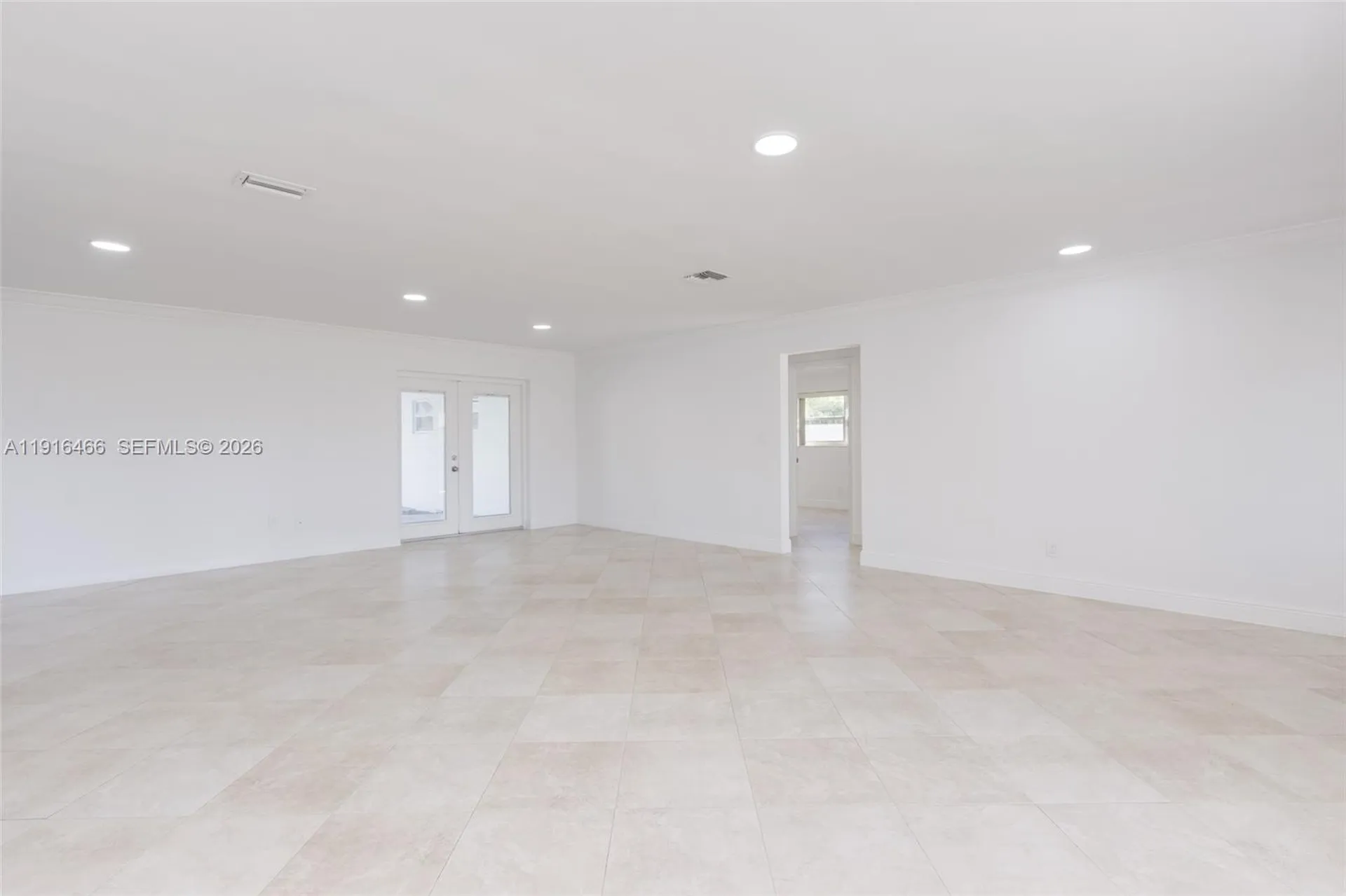 5425 Madison Street Hollywood FL 33021