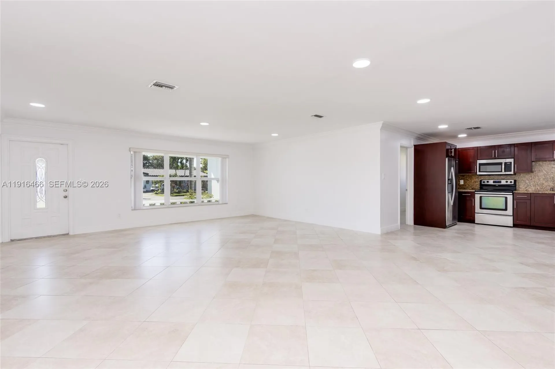 5425 Madison Street Hollywood FL 33021