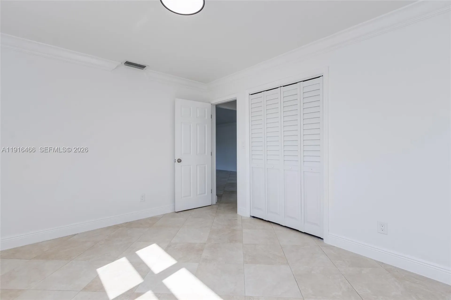 5425 Madison Street Hollywood FL 33021