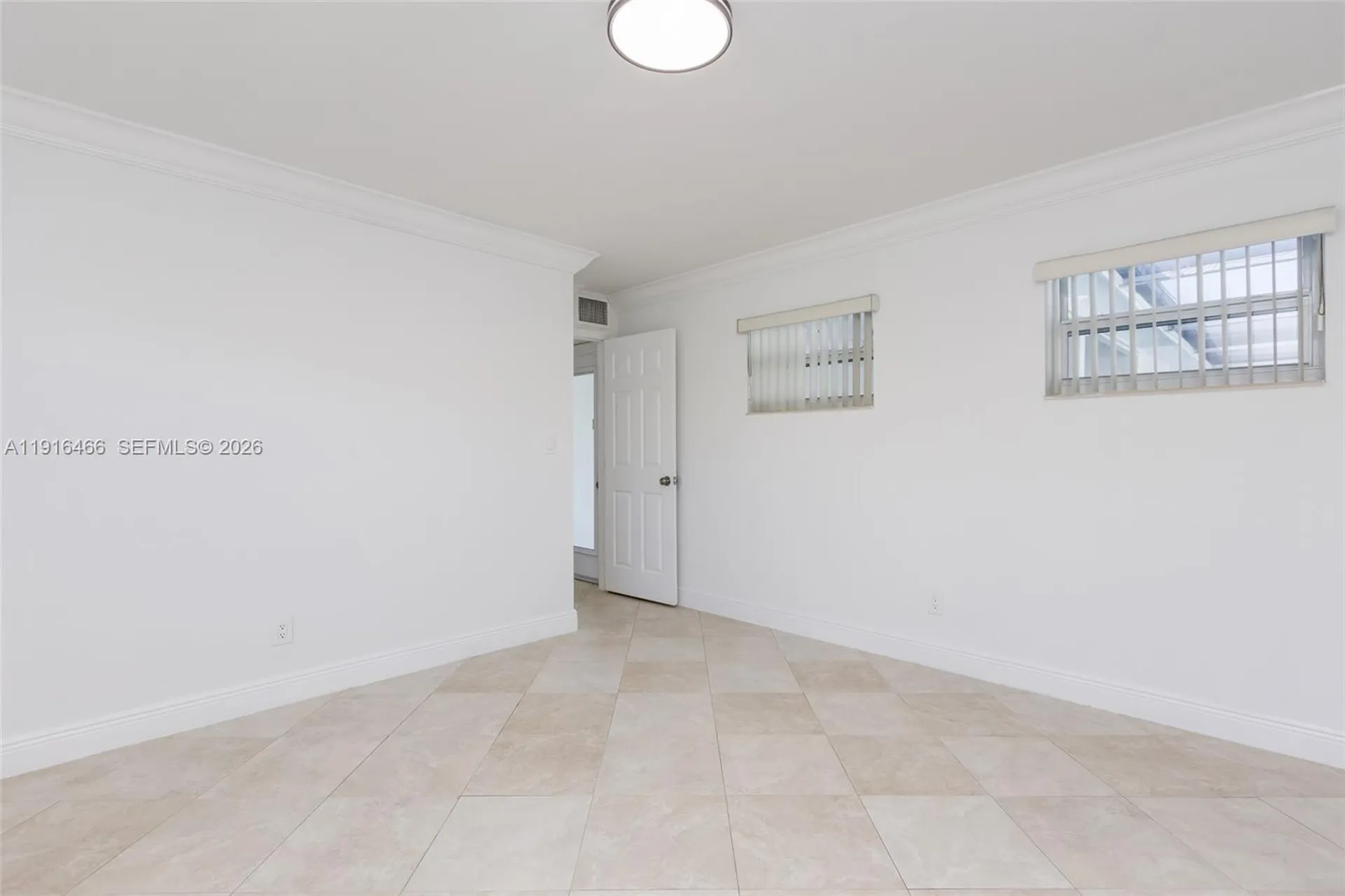5425 Madison Street Hollywood FL 33021