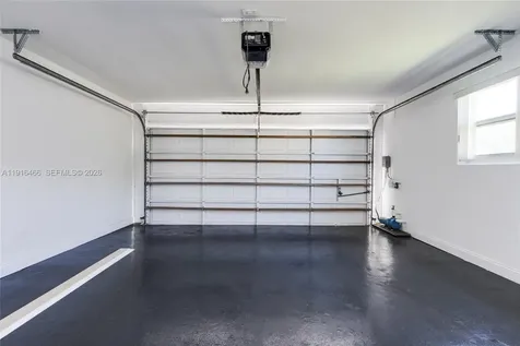 5425 Madison Street Hollywood FL 33021
