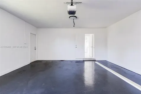5425 Madison Street Hollywood FL 33021