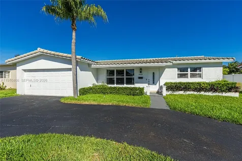 5425 Madison Street Hollywood FL 33021