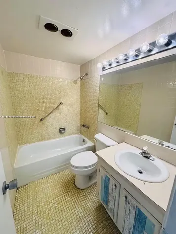 119 Salisbury West Palm Beach FL 33417
