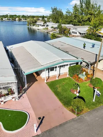 3121 SW 58th Place Dania Beach FL 33312