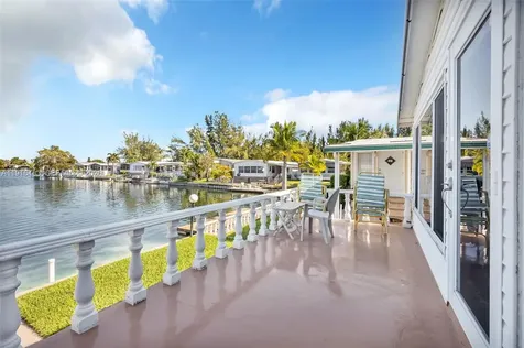 3121 SW 58th Place Dania Beach FL 33312