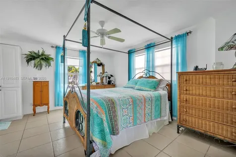 3121 SW 58th Place Dania Beach FL 33312