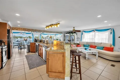 3121 SW 58th Place Dania Beach FL 33312