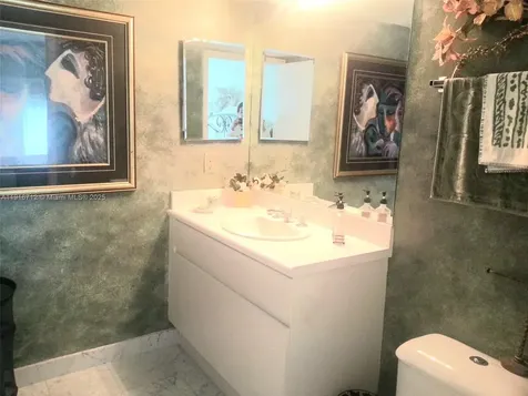 16400 Collins Avenue Sunny Isles Beach FL 33160