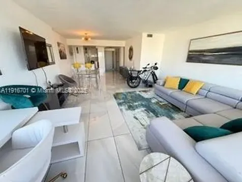3111 N Ocean Drive Hollywood FL 33019