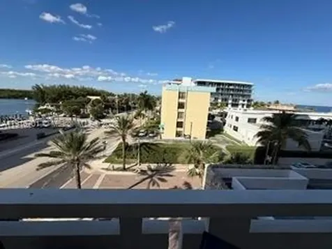3111 N Ocean Drive Hollywood FL 33019