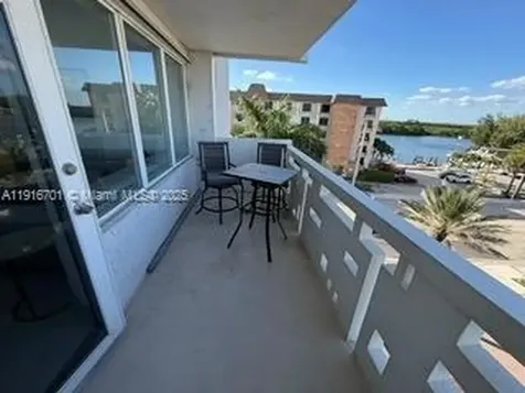 3111 N Ocean Drive Hollywood FL 33019
