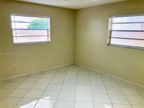 4270 NW 40th Street Lauderdale Lakes FL 33319