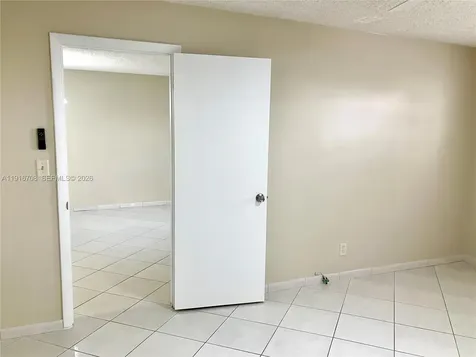 4270 NW 40th Street Lauderdale Lakes FL 33319