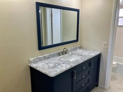 4270 NW 40th Street Lauderdale Lakes FL 33319