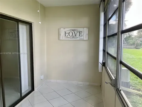 4270 NW 40th Street Lauderdale Lakes FL 33319