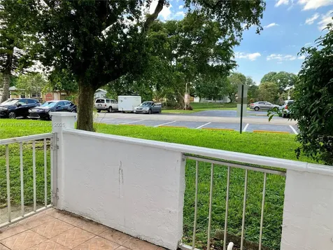 4270 NW 40th Street Lauderdale Lakes FL 33319