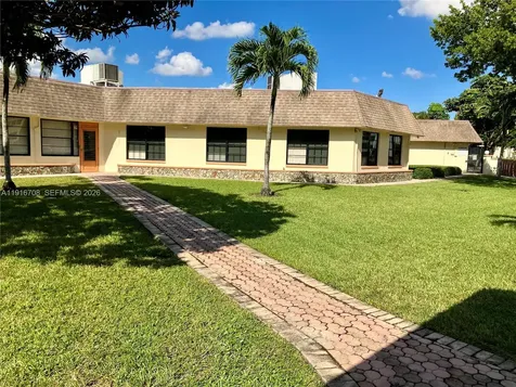 4270 NW 40th Street Lauderdale Lakes FL 33319