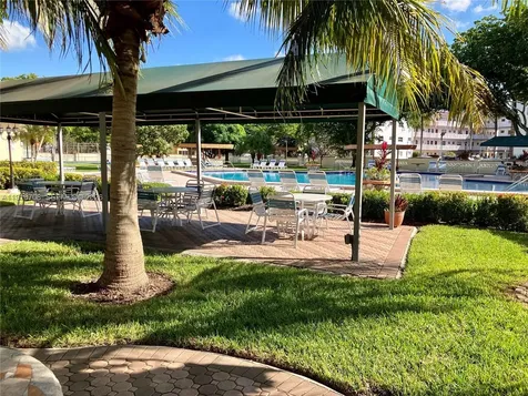 4270 NW 40th Street Lauderdale Lakes FL 33319