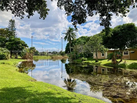 4270 NW 40th Street Lauderdale Lakes FL 33319