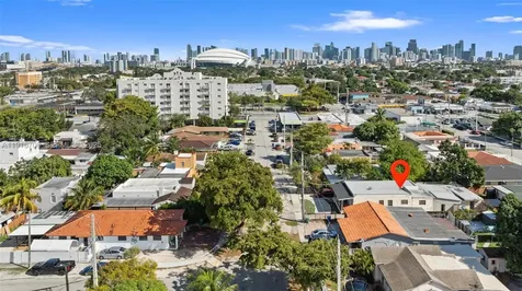2262 NW 4th Street Miami FL 33125